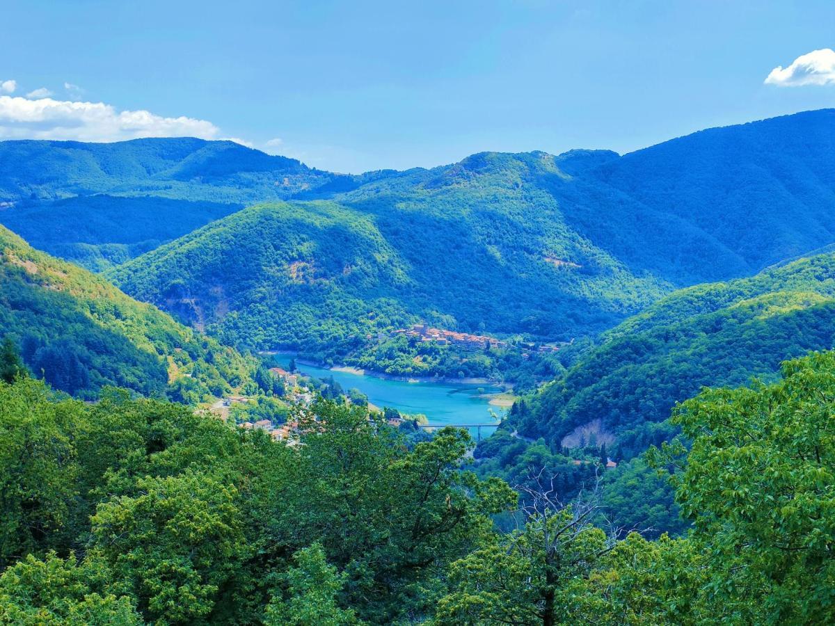 Hotel Palazzo Del Doma - Lake Vagli 바글리 디 소토 외부 사진