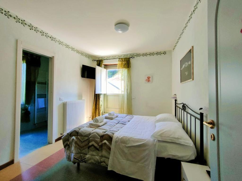 Hotel Palazzo Del Doma - Lake Vagli 바글리 디 소토 외부 사진