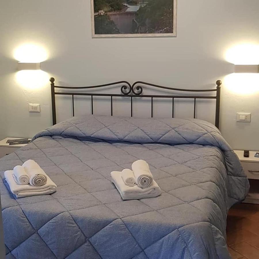 Hotel Palazzo Del Doma - Lake Vagli 바글리 디 소토 외부 사진